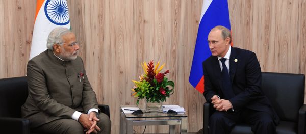 Narendra Modi, primer ministro de India y Vladímir Putin, presidente  de Rusia (Archivo) - Sputnik Mundo