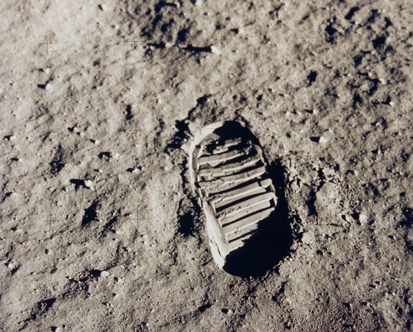 Los diversos 'looks' de la Luna, en imágenes - Sputnik Mundo