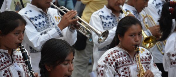 La mayor fiesta de paz del México indígena - Sputnik Mundo