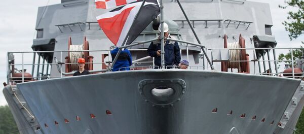 Спуск на воду головного противоминного корабля Александр Обухов - Sputnik Mundo