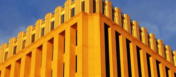 Kiev espera recibir antes de finales de febrero 15.000 millones de dólares del FMI - Sputnik Mundo