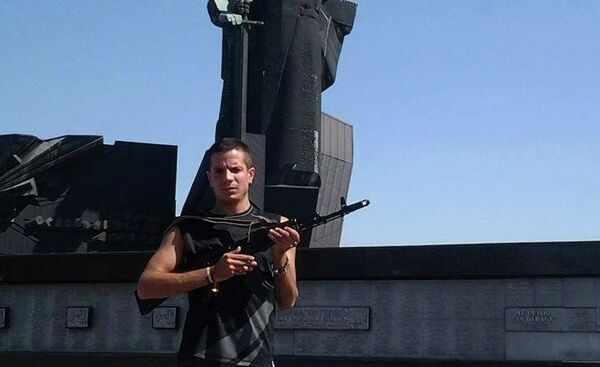 Rafa, uno de los españoles que se han ido a Donetsk Rafa, uno de los españoles que se han ido a Donetsk - Sputnik Mundo