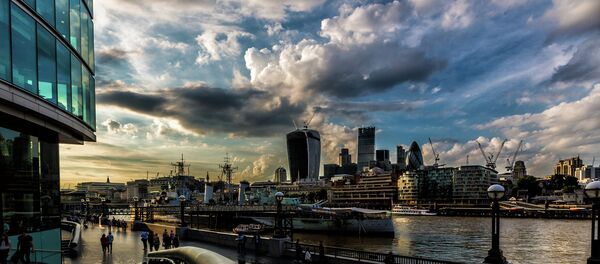 El dueño de Zara compra un edificio en Londres por 335 millones de euros - Sputnik Mundo