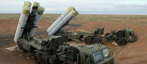 Sistemas antimisiles rusos S-400 Sistemas antimisiles rusos S-400 - Sputnik Mundo