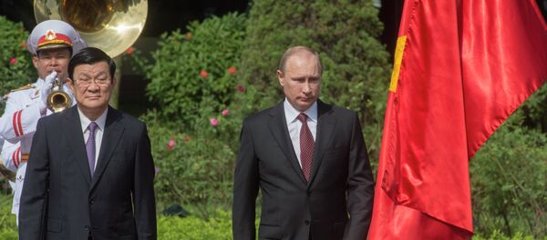 Presidente de Vietnam, Truong Tan Sang y presidente de Rusia, Vladímir Putin (Archivo) - Sputnik Mundo