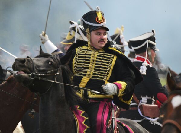 Reconstrucción de la Batalla de Borodinó Reconstrucción de la Batalla de Borodinó - Sputnik Mundo