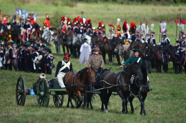 Reconstrucción de la Batalla de Borodinó Reconstrucción de la Batalla de Borodinó - Sputnik Mundo