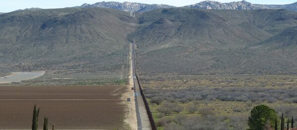 México y EEUU eliminan barreras a su tráfico aéreo y aumentan las rutas - Sputnik Mundo