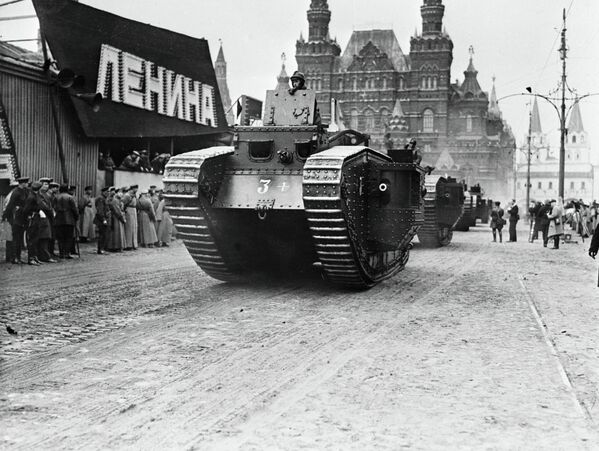 Tropas de tanques de Rusia. Historia - Sputnik Mundo