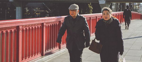 Japón registra una cifra récord de ciudadanos centenarios - Sputnik Mundo