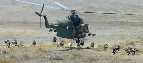 Maniobras de OTSC en Kazajstán Maniobras de OTSC en Kazajstán - Sputnik Mundo