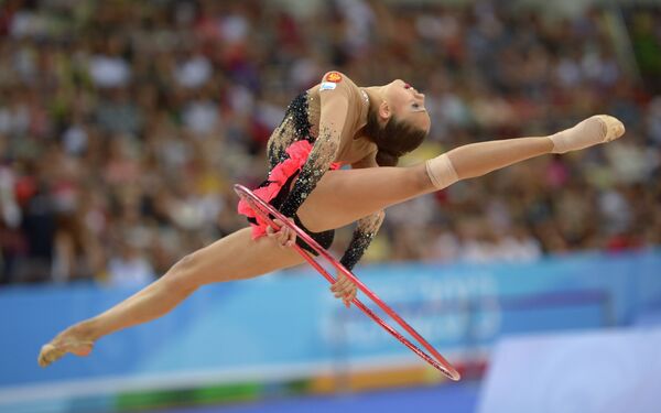 Rusas Mamun y Kudryavtseva, oro compartido de pelota en el Mundial de Gimnasia - Sputnik Mundo