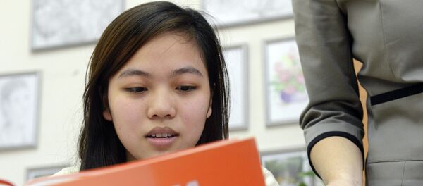 Unos 260 millones de personas en todo el mundo hablan ruso - Sputnik Mundo