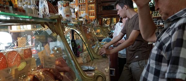 El Ministerio de Finanzas constata un aumento en el precio de los alimentos - Sputnik Mundo