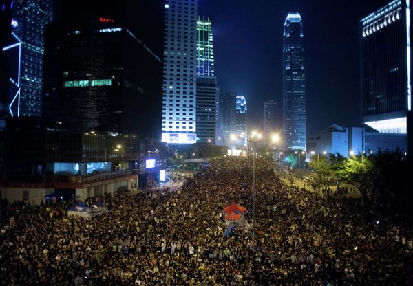 Hong Kong tras una semana de protestas Hong Kong tras una semana de protestas - Sputnik Mundo