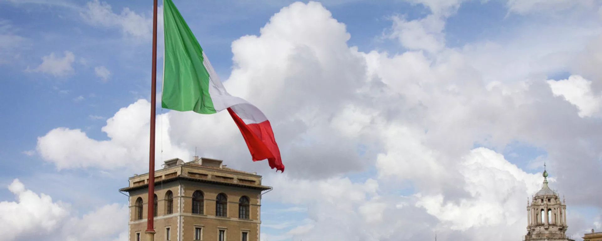 La bandera de Italia - Sputnik Mundo, 1920, 27.09.2022