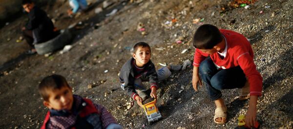 En las escuelas del Estado Islámico sólo se estudiará religión y un poco de matemáticas - Sputnik Mundo