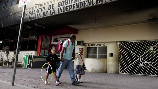 Detenido alcalde de Iguala acusado de ordenar masacre de estudiantes en Guerrero, México - Sputnik Mundo