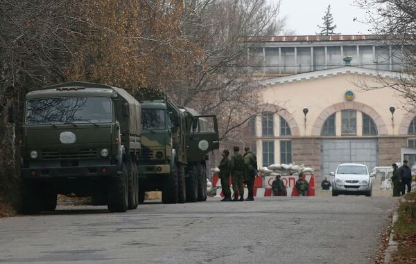 Rusia afirma que Kiev se aprovecha de la presunta entrada de las tropas rusas en Ucrania - Sputnik Mundo