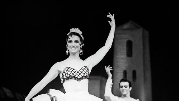 Maya Plisétskaya en el ballet Don Quixote (archivo) - Sputnik Mundo