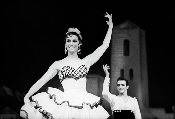 La legendaria Maya Plisétskaya - Sputnik Mundo