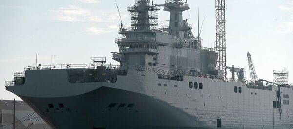 Sebastopol, portahelicópteros del tipo Mistral - Sputnik Mundo