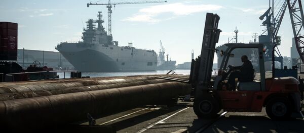 Sebastopol, portahelicópteros del tipo Mistral - Sputnik Mundo
