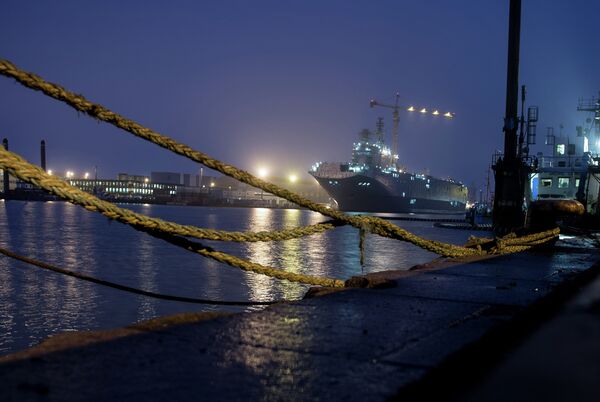 Astilleros donde construyen los “Mistral” Astilleros donde construyen los “Mistral” - Sputnik Mundo