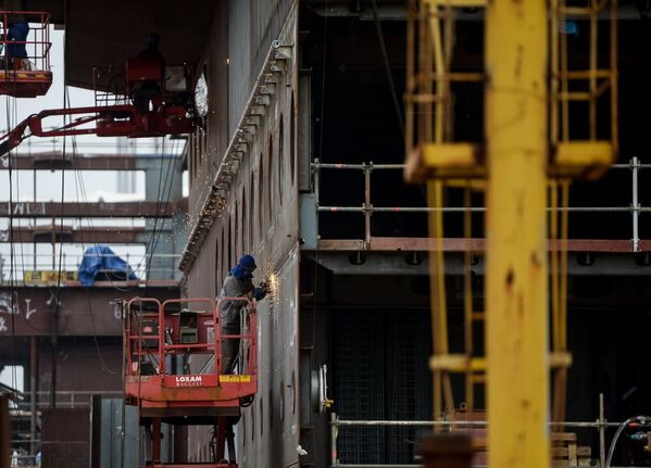 Astilleros donde construyen los “Mistral” Astilleros donde construyen los “Mistral” - Sputnik Mundo