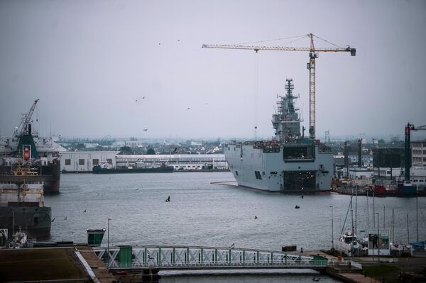 Astilleros donde construyen los “Mistral” Astilleros donde construyen los “Mistral” - Sputnik Mundo