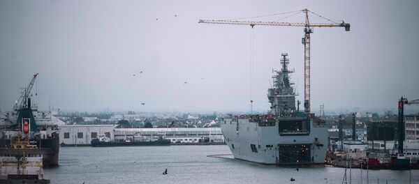 Portahelicópteros Mistral - Sputnik Mundo