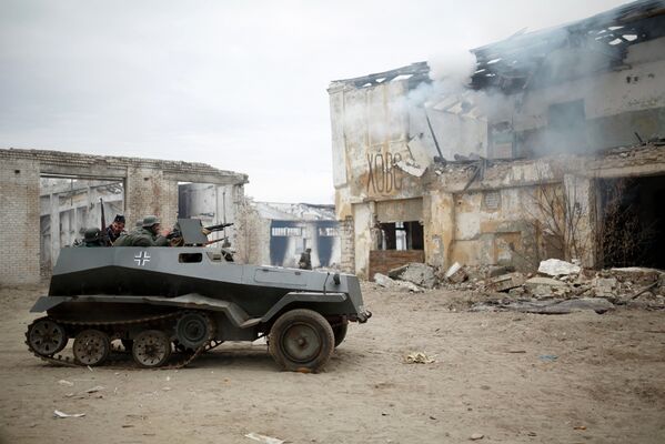 Reconstrucción histórico-militar de la Batalla de Stalingrado - Sputnik Mundo