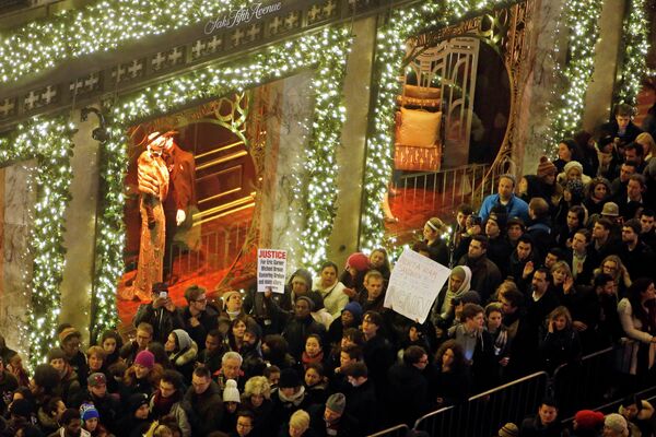 Acciones de protesta prenavideñas en Nueva York - Sputnik Mundo