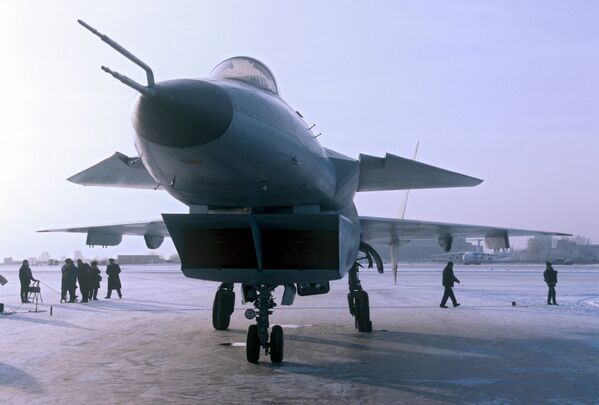 MiG, más rápido que el sonido - Sputnik Mundo