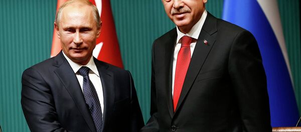 Presidente de Rusia, Vladímir Putin, y el presidente de Turquía, Recep Tayiip Erdogan (Archivo) - Sputnik Mundo